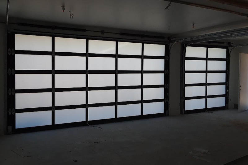 mcmahon-doors-black-white-full-view-door-3